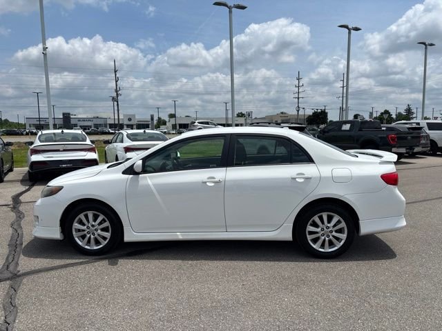 Used 2010 White Toyota S image 8