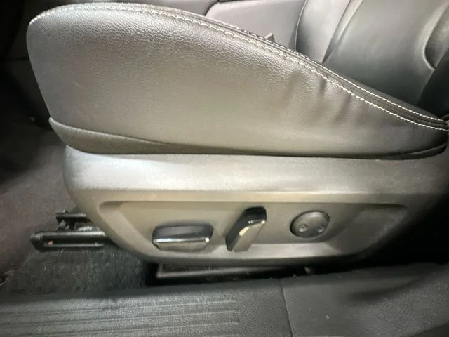 Used 2023 Gray Nissan SL image 15