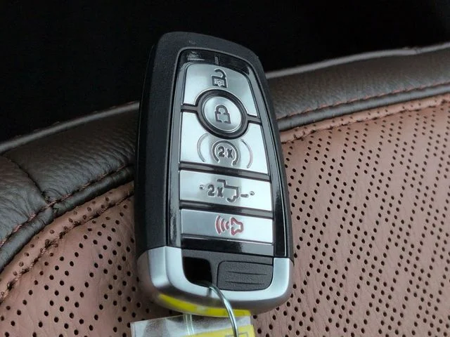 New 2026 Agate Black Metallic Ford F-350® King Ranch® image 30