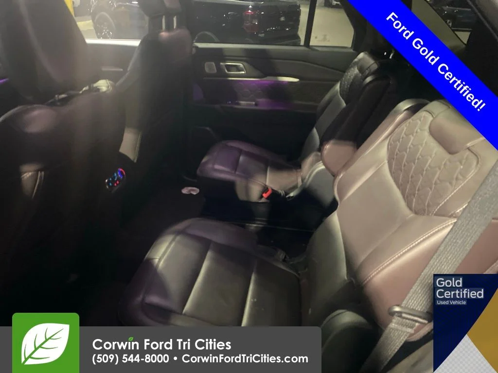 Used 2025 Black Ford Platinum image 12