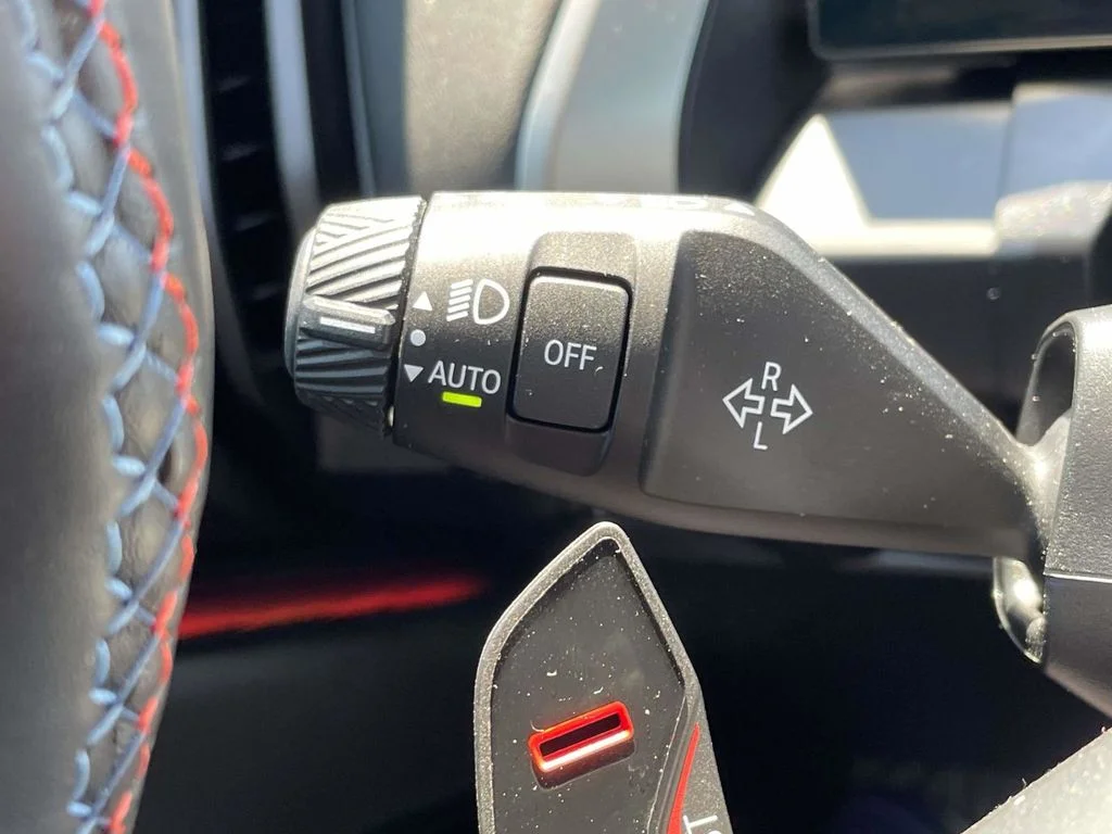 Certified Used 2026 Gray BMW M50 xDrive image 31