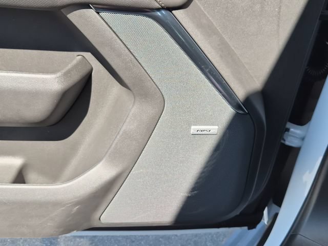 2026 Chevrolet Suburban High Country - Photo 28