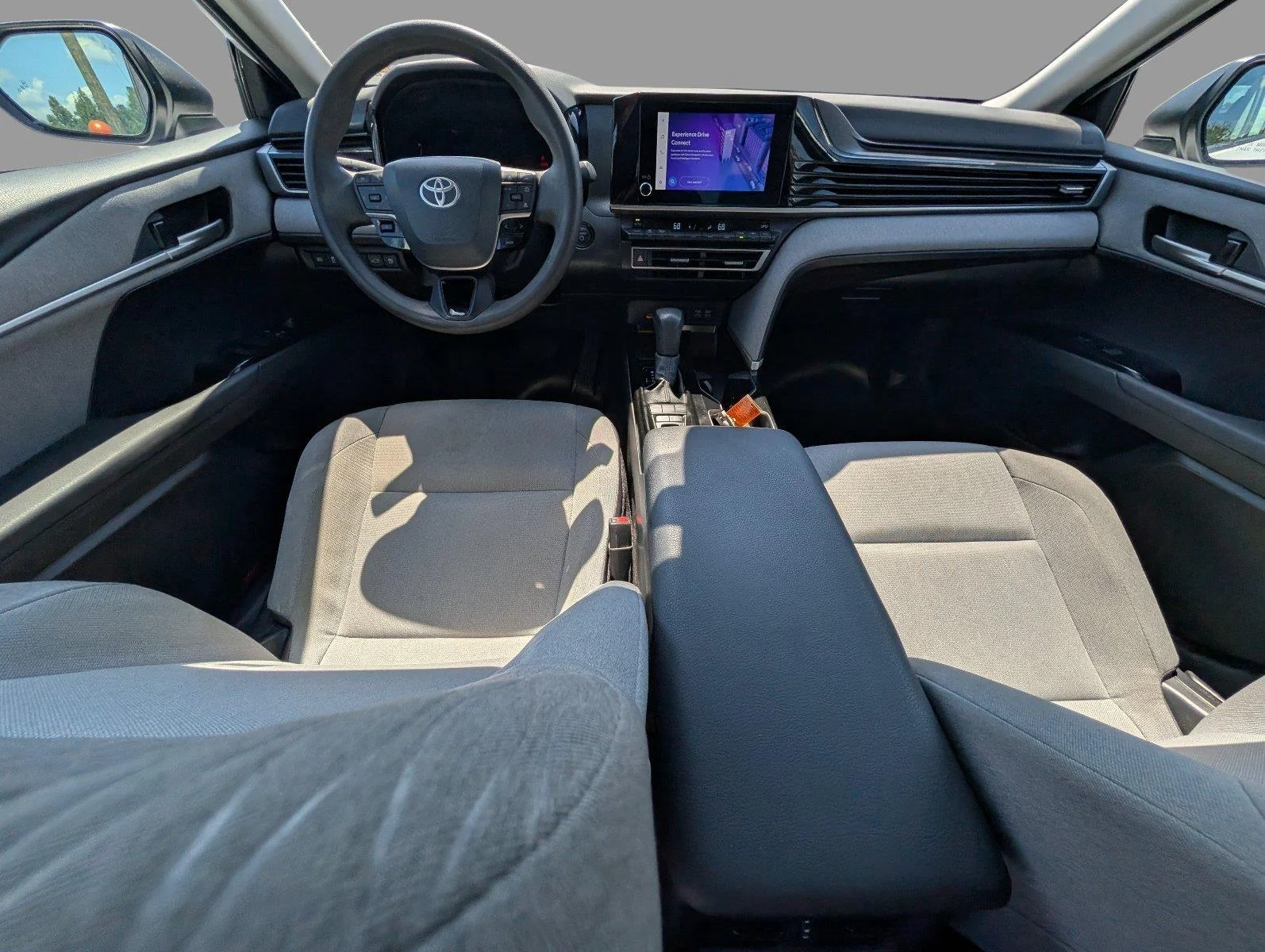 Used 2025 Ice Cap Toyota LE image 32