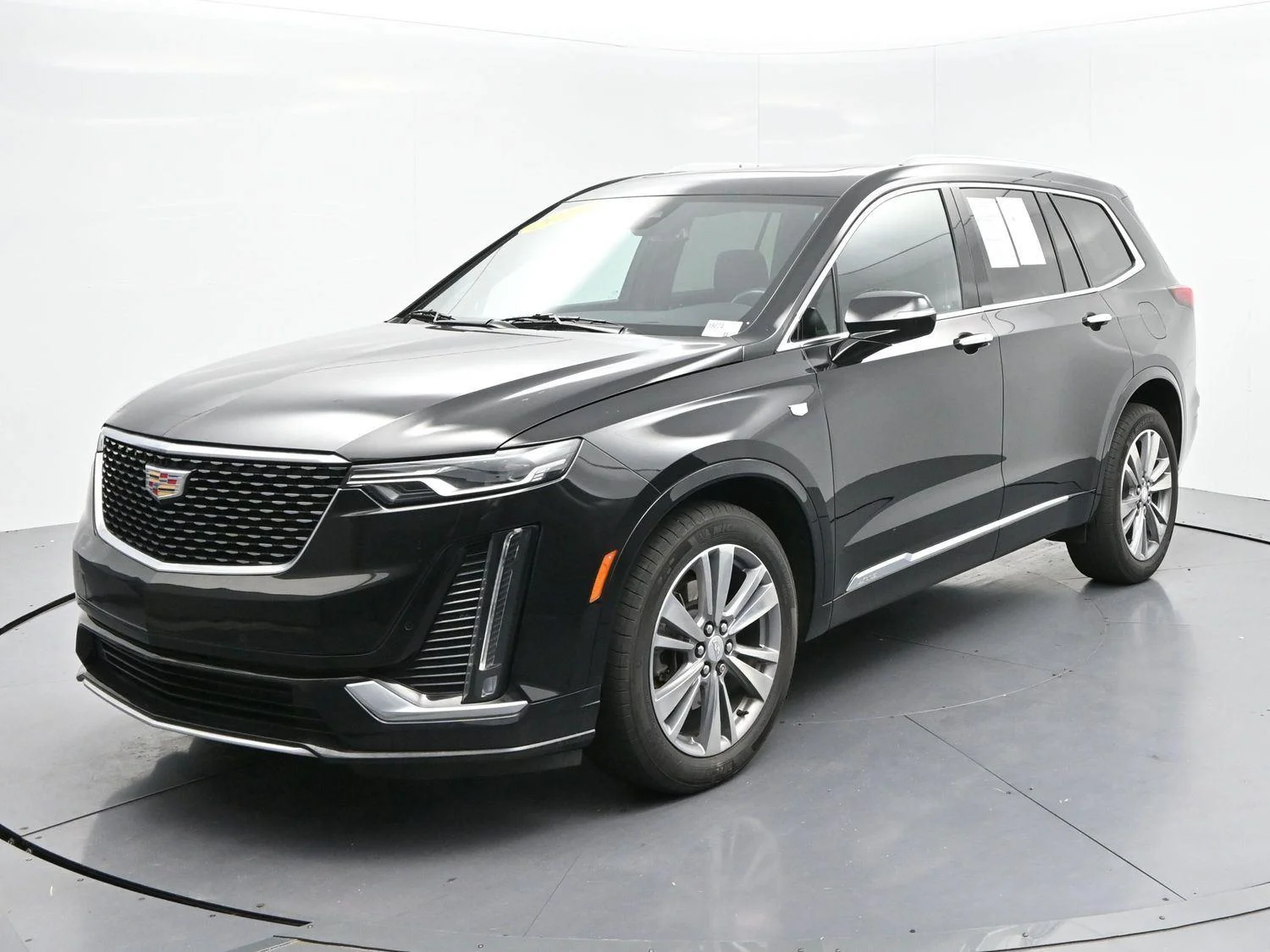 Used 2024 Stellar Black Metallic Cadillac Premium Luxury image 3