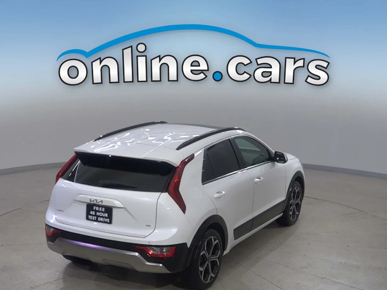 Used 2023 White Kia EX Touring image 6