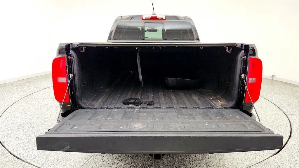 Used 2016 Black Chevrolet 4WD Crew Cab 140.5