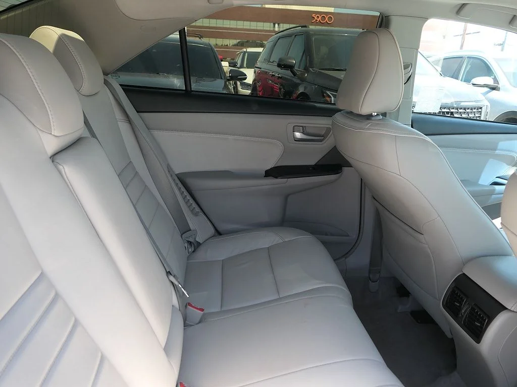 Used 2017 Gray Toyota XLE image 26