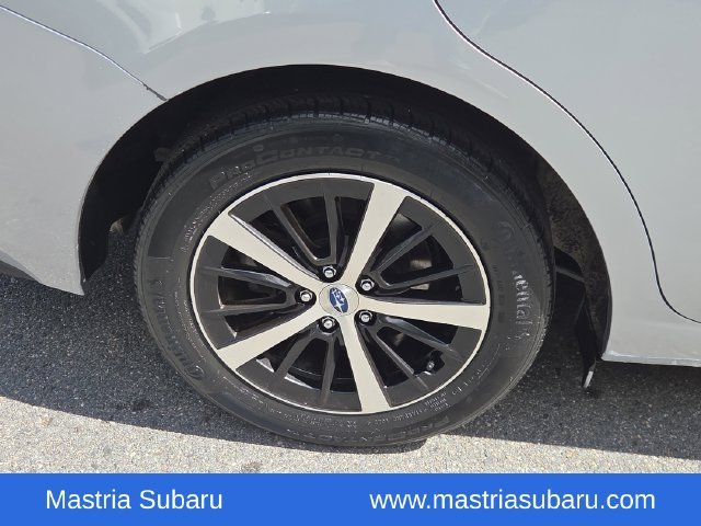 Used 2021 Ice Silver Metallic Subaru Premium image 4