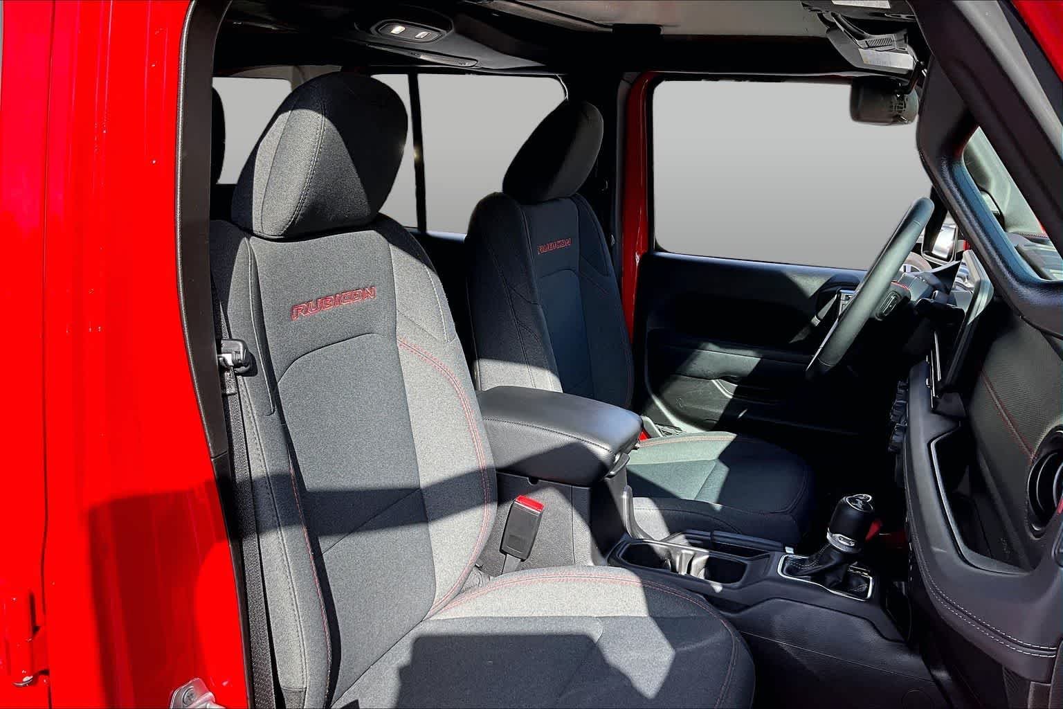 2025 Jeep Wrangler 4-Door Rubicon - Photo 9