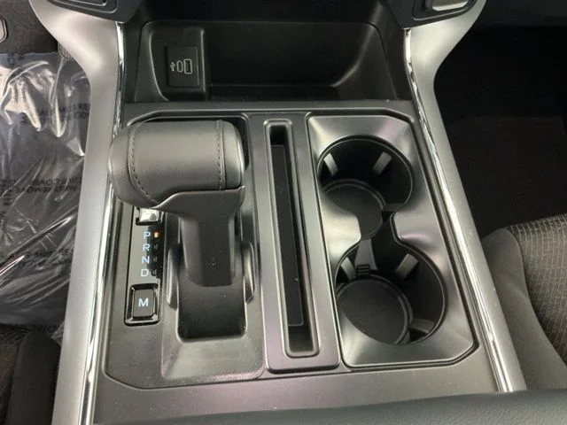 New 2026 Oxford White Ford XLT image 20