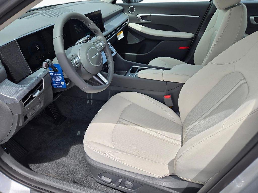New 2026 Silver Hyundai SEL Sport image 14
