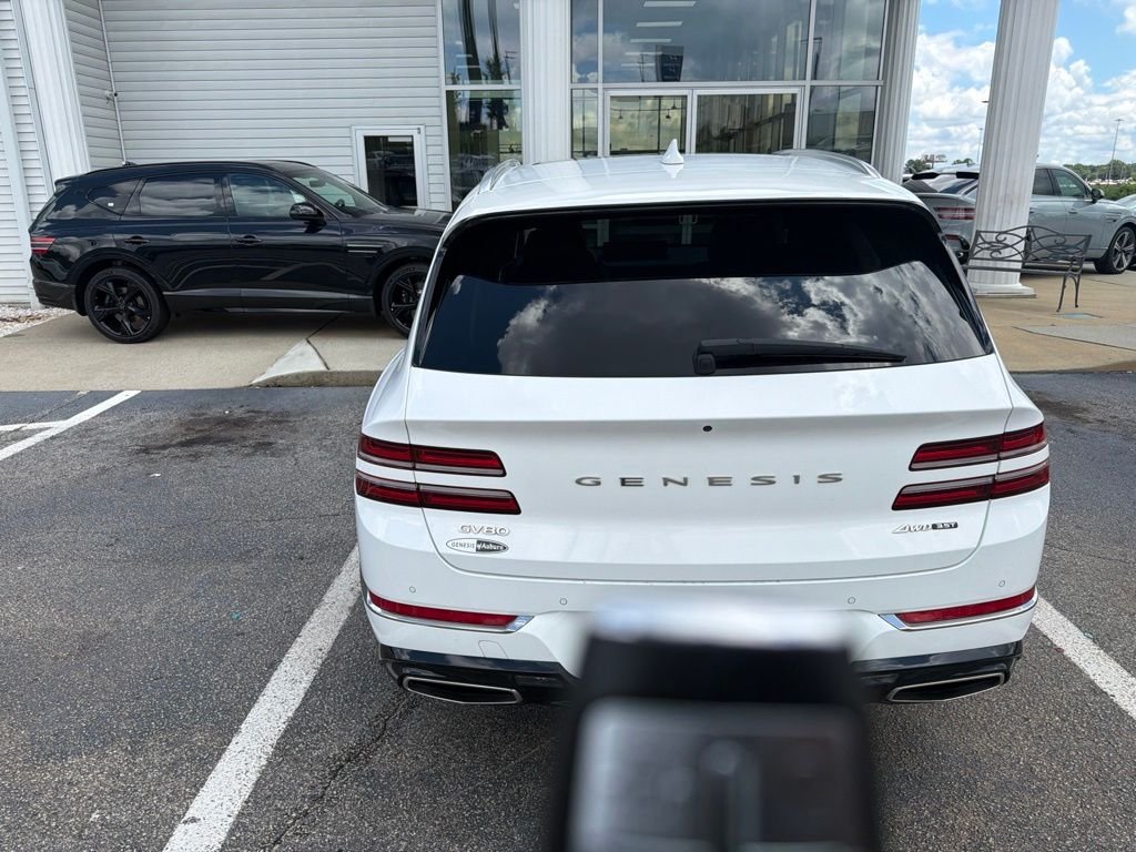 Used 2024 White Genesis 3.5T Advanced image 4