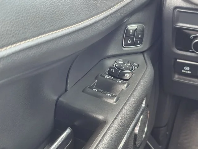 Certified Used 2024 Oxford White Ford XLT image 16