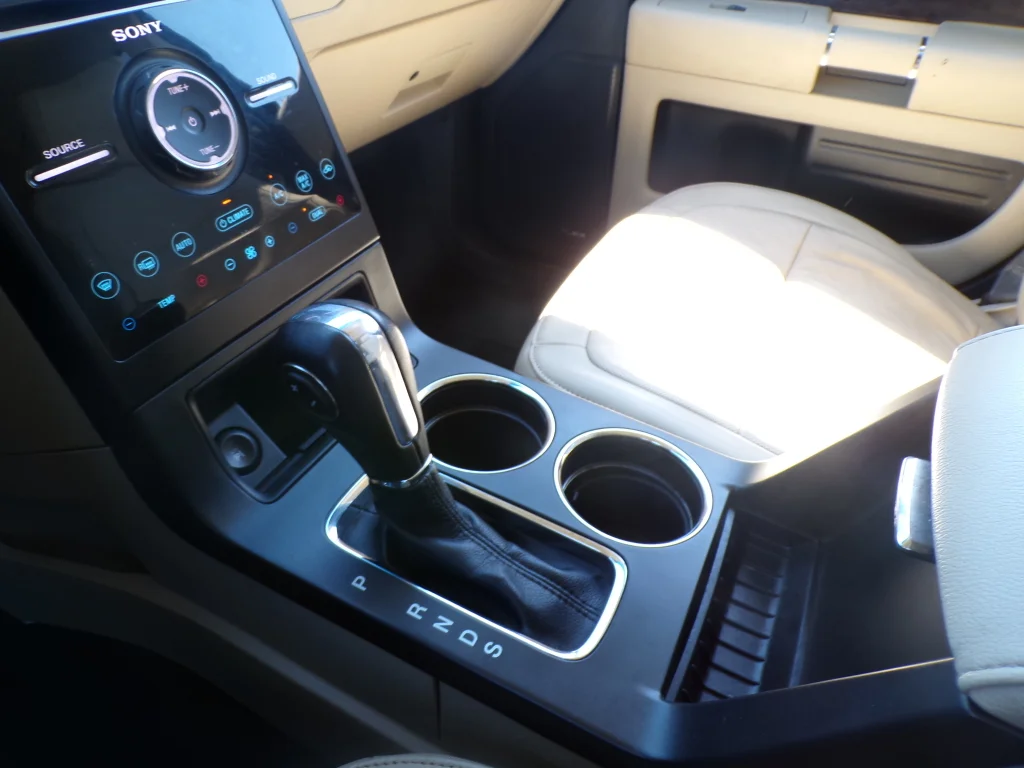 Used 2016 Too Good To Be Blue Metallic Ford Limited image 25