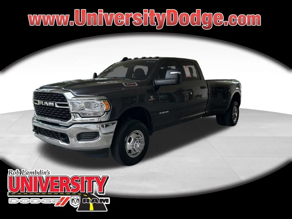 2023 RAM 3500 Big Horn 4X4 Crew Cab LWB's photo