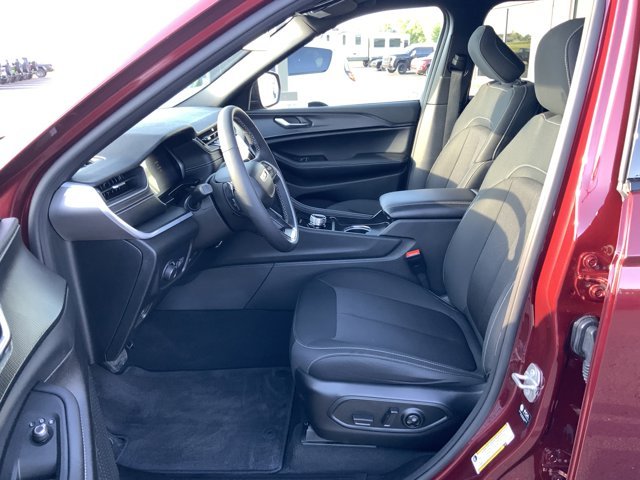 Used 2025 Velvet Red Pearlcoat Jeep Laredo X image 19