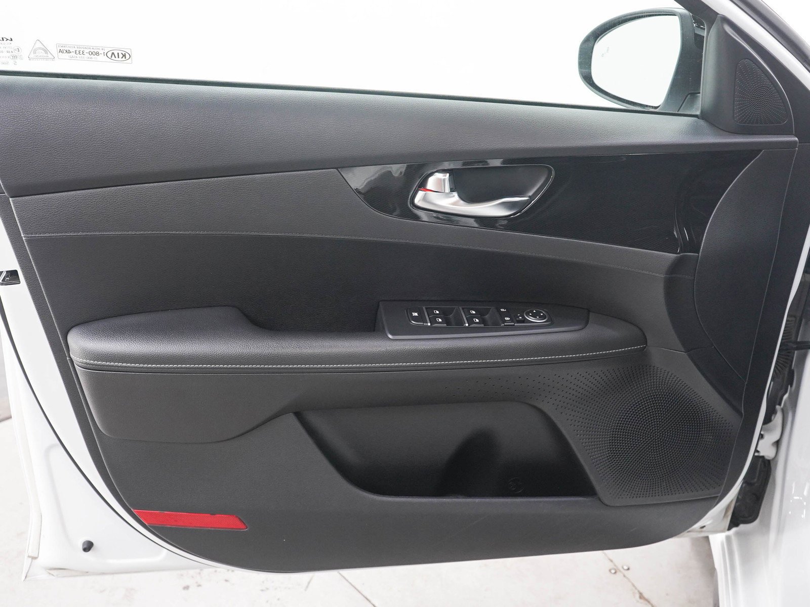 Used 2021 Snow White Pearl Kia GT-Line image 20
