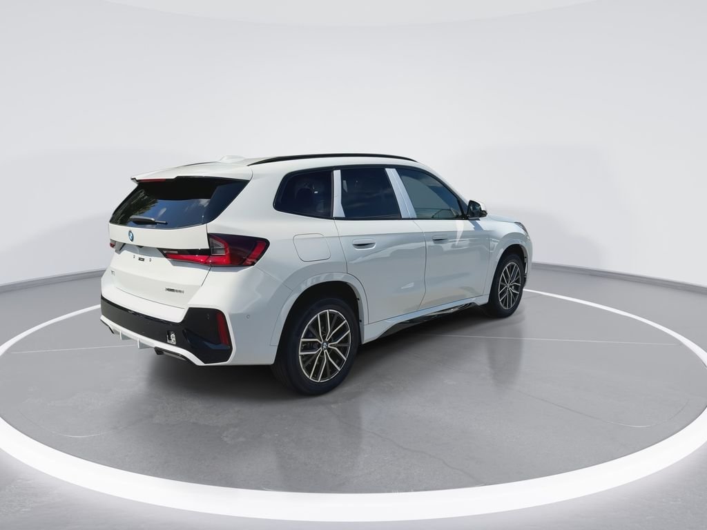 New 2027 Alpine White BMW xDrive28i image 8
