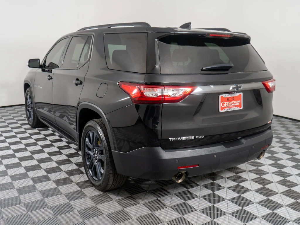 Used 2020 Black Chevrolet RS image 4
