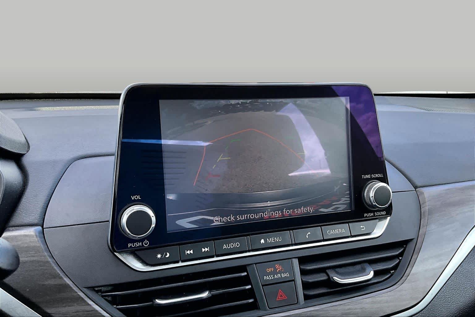Used 2025 Gun Metallic Nissan SV image 27