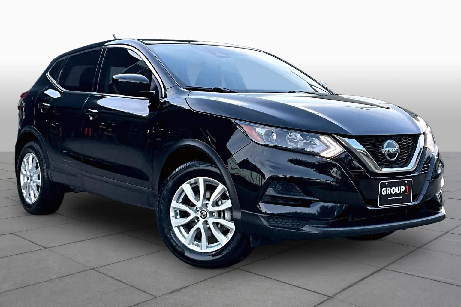Used 2021 Magnetic Black Pearl Nissan S image 3