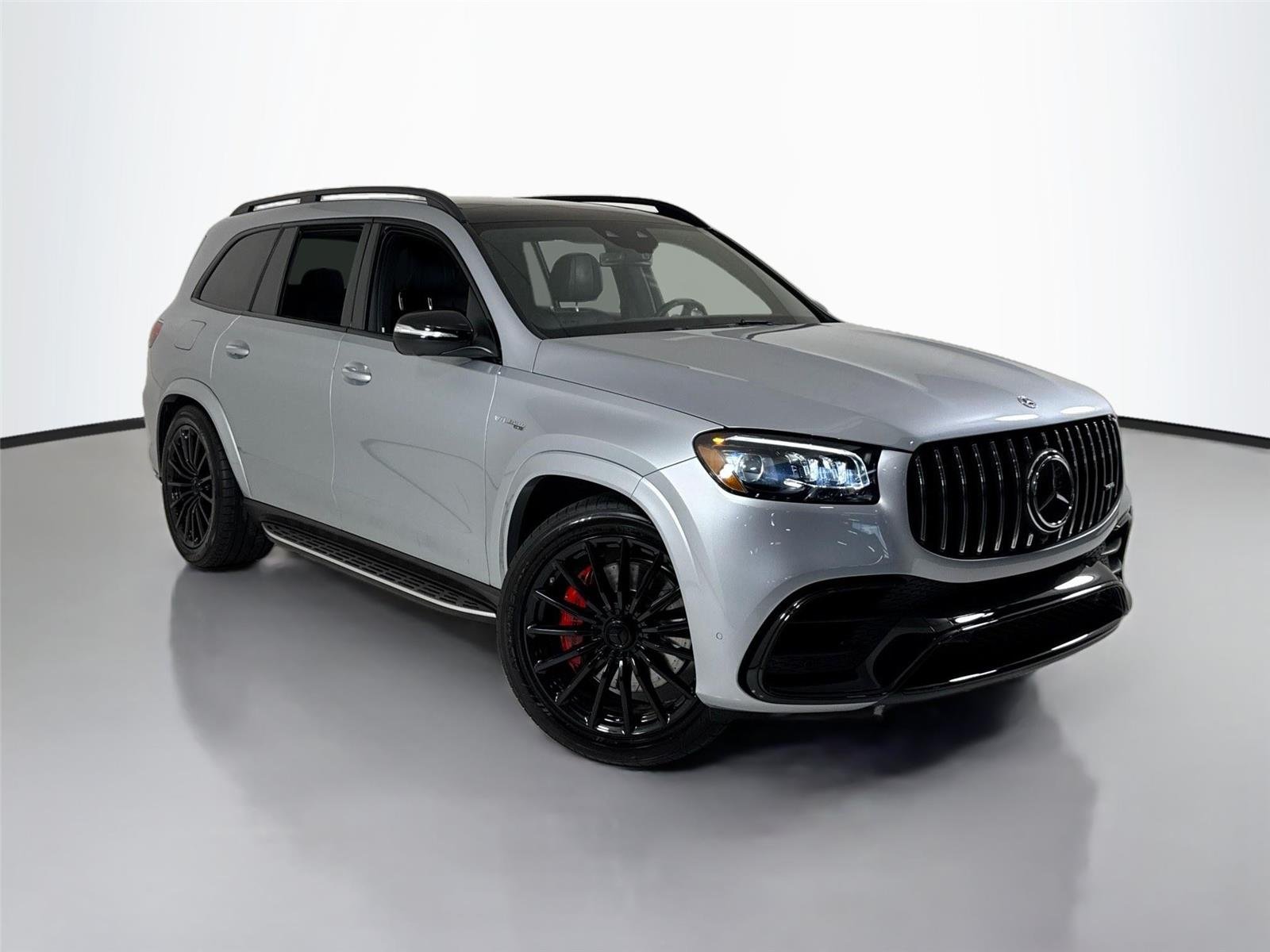 Used 2023 Cirrus Silver Metallic Mercedes-Benz AMG® GLS 63 | AMG® Performance Steering Wheel | Heated/Cooled Seats image 42
