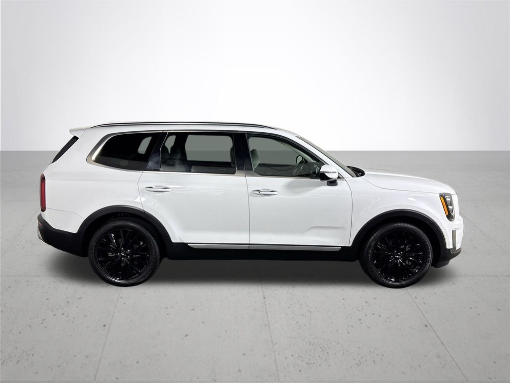 Used 2022 White Kia SX image 5