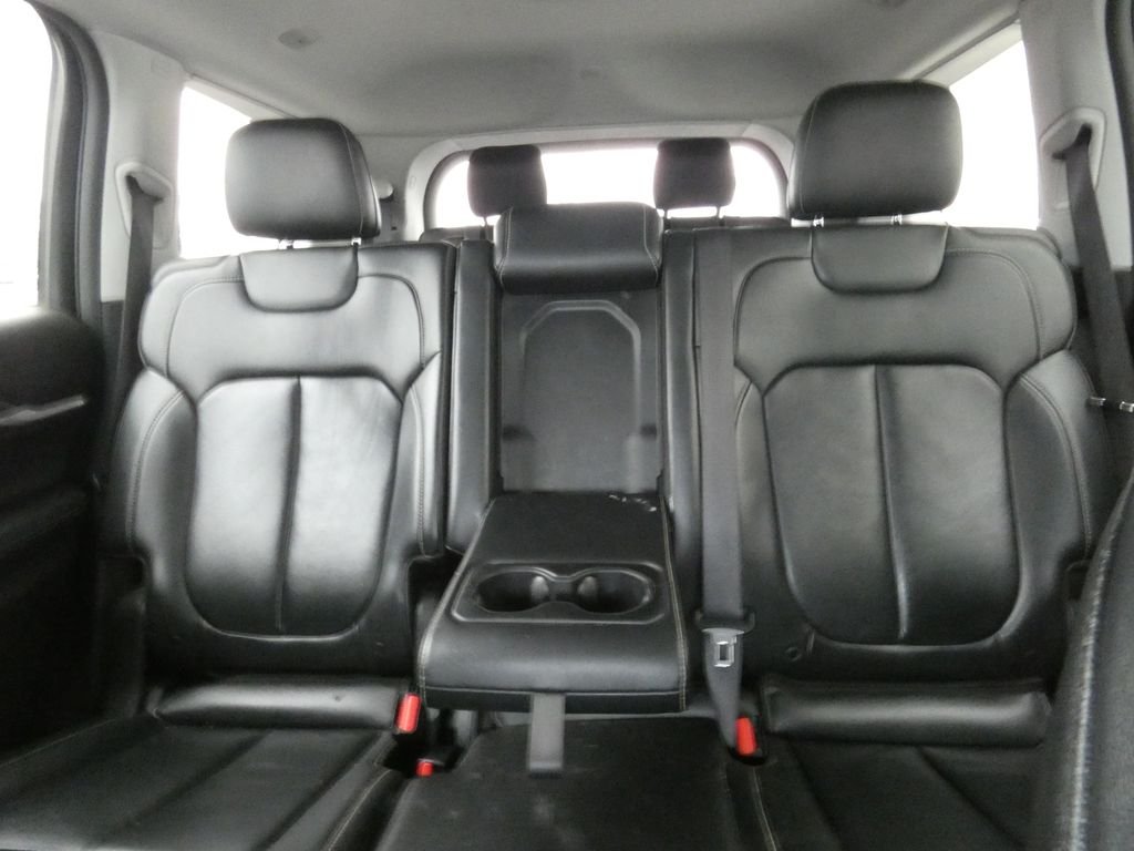 Used 2022 White Jeep Limited image 24