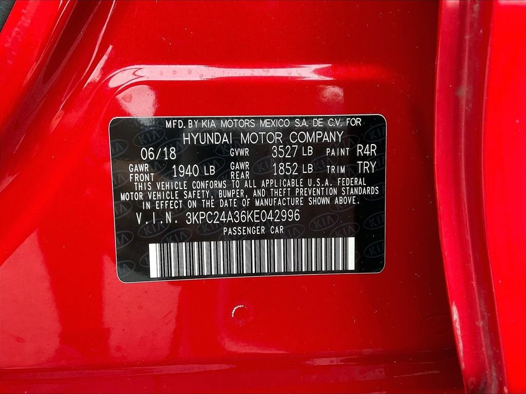 Used 2019 Pomegranate Red Metallic Hyundai SE image 33