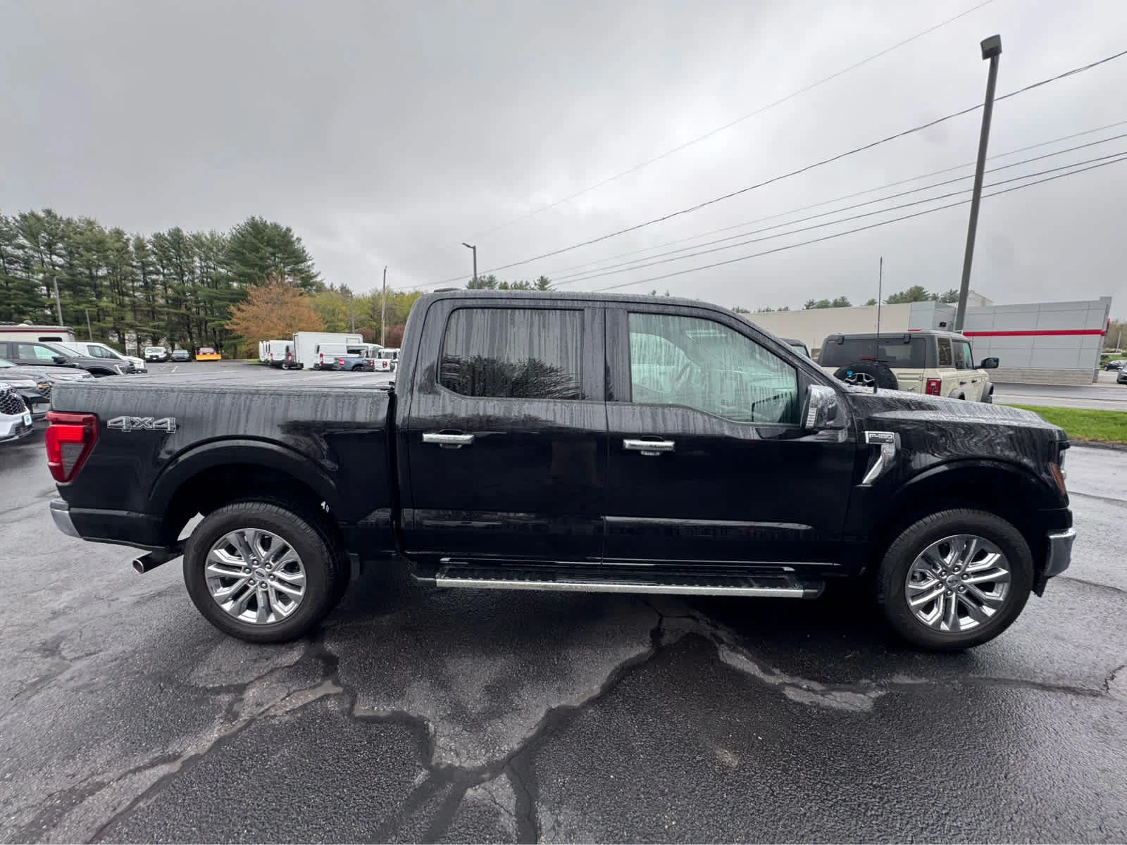 Used 2024 Agate Black Ford XLT image 7