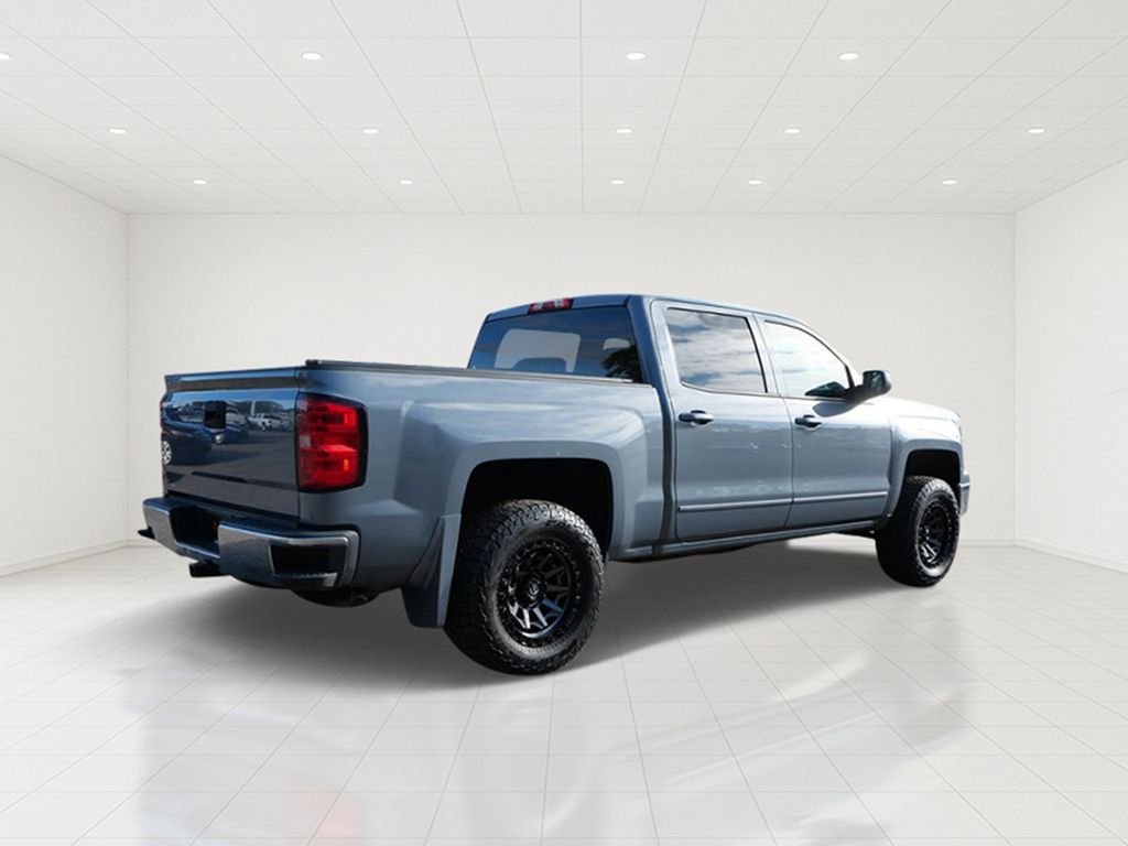 Used 2015 Gray Chevrolet LT image 6
