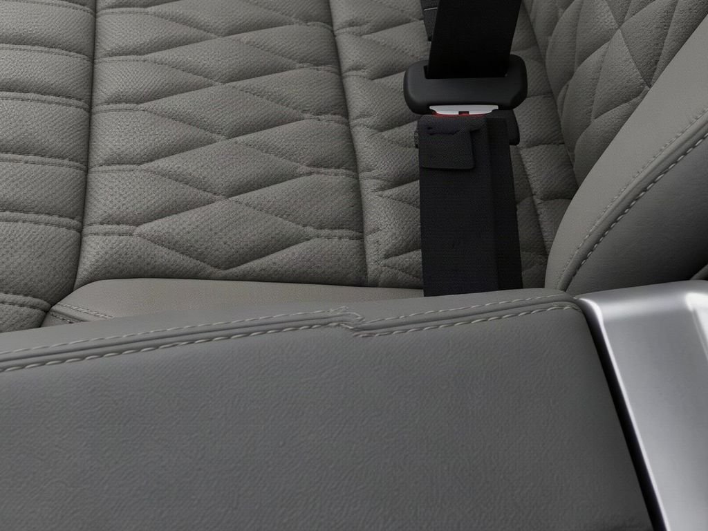 New 2026 Star White Metallic Tri-Coat Ford Platinum® image 18
