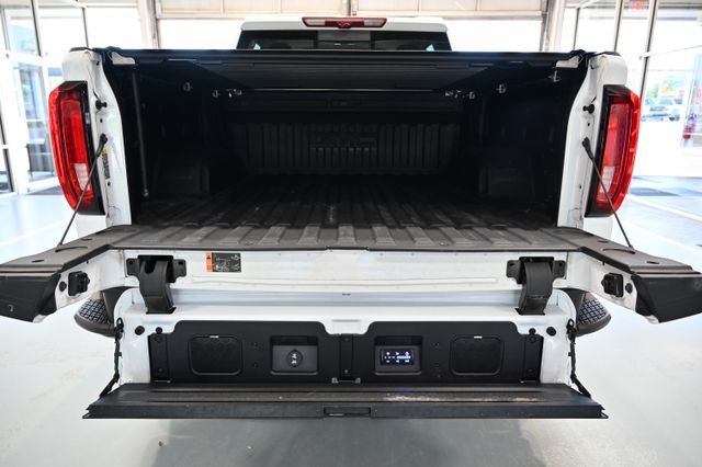 2025 GMC Sierra 1500 AT4X - Photo 8