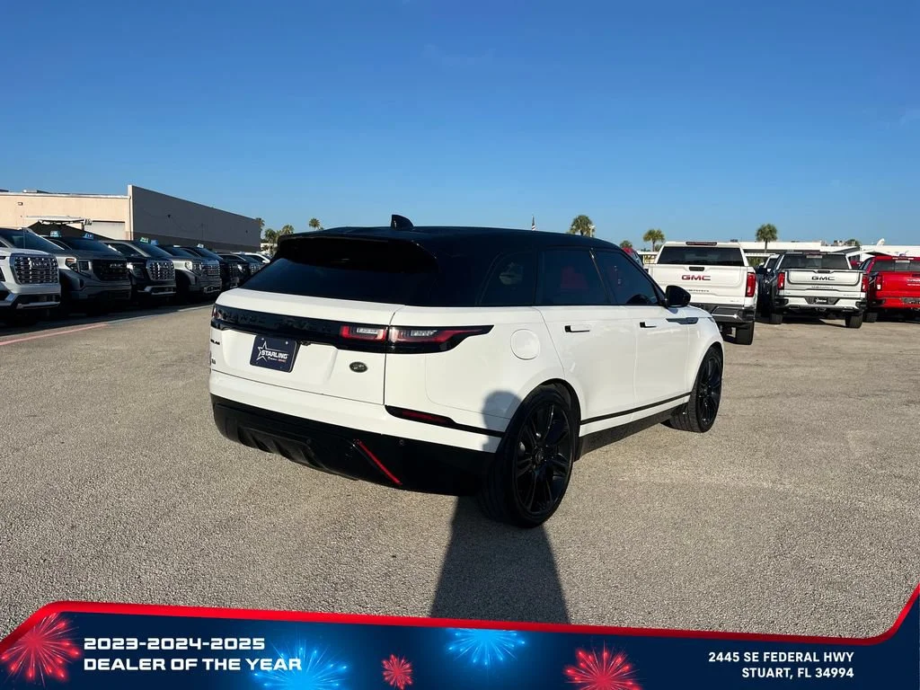 Used 2022 White Land Rover P250 R-Dynamic S image 5