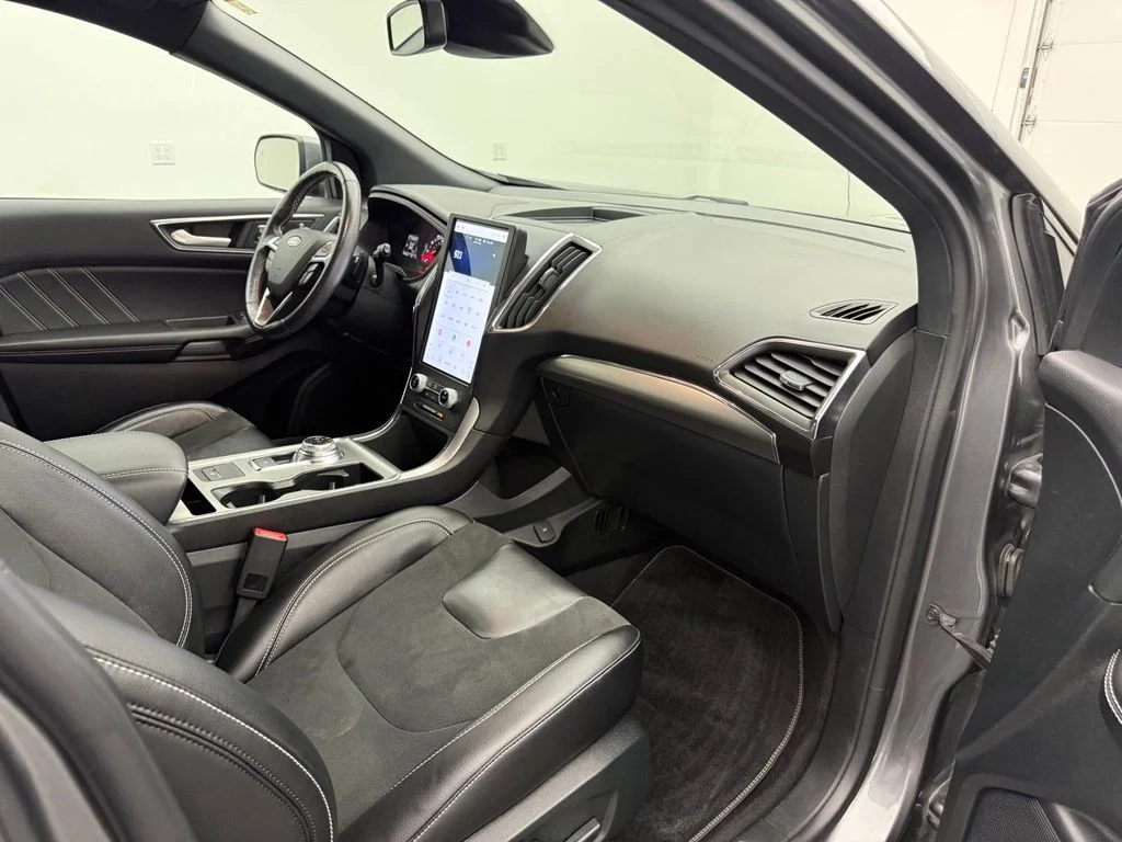 Used 2022 Gray Ford ST image 31