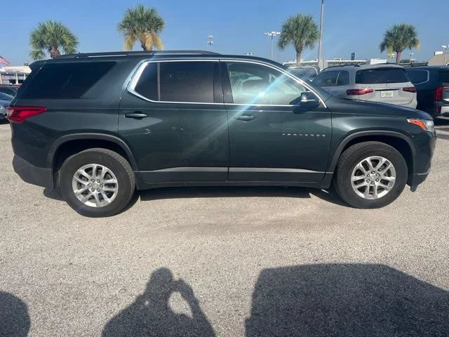 Used 2020 Graphite Metallic Chevrolet LT Cloth image 2