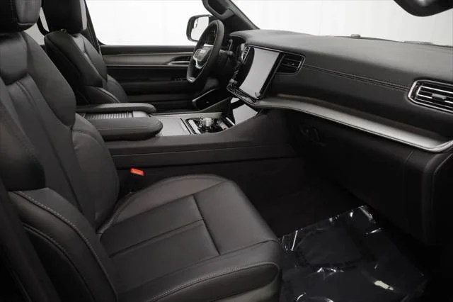 New 2026 High Gloss Black Exterior Paint Jeep Grand Wagoneer image 35