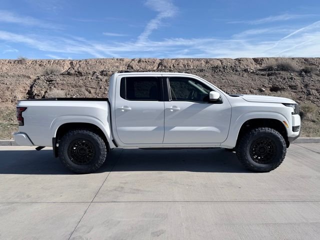 New 2026 Glacier White Nissan Crew Cab SV image 4