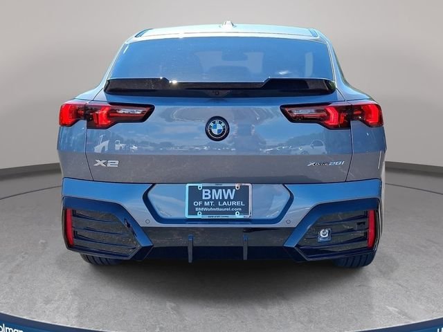 New 2026 Skyscraper Grey Metallic BMW xDrive28i image 5