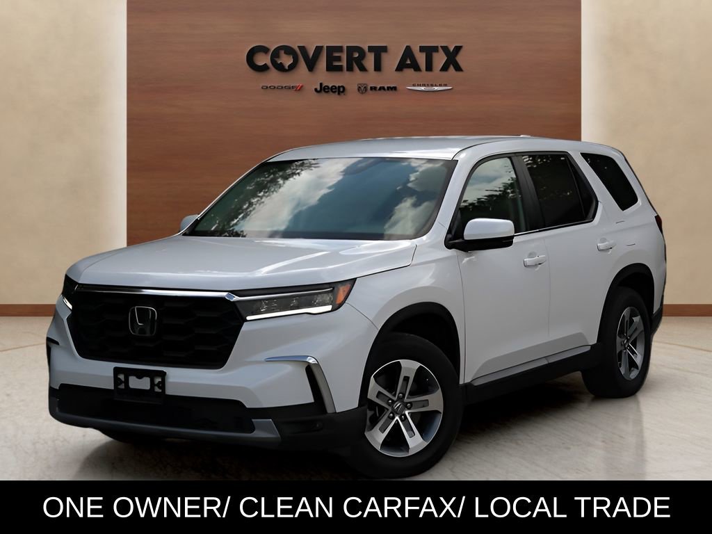Used 2025  Honda EX-L image 1