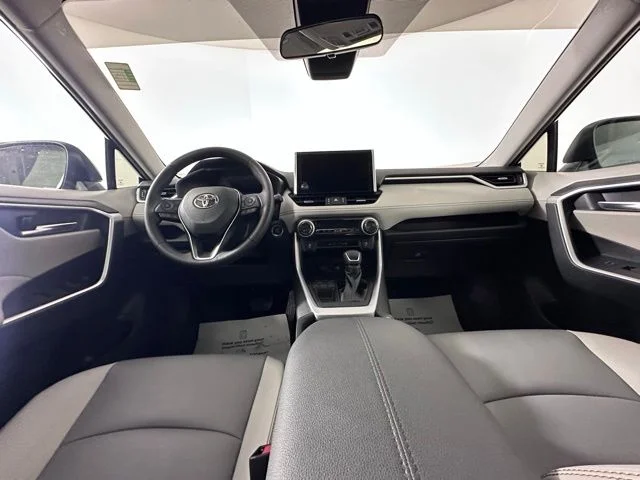 Used 2023 Blue Toyota XLE Premium image 17