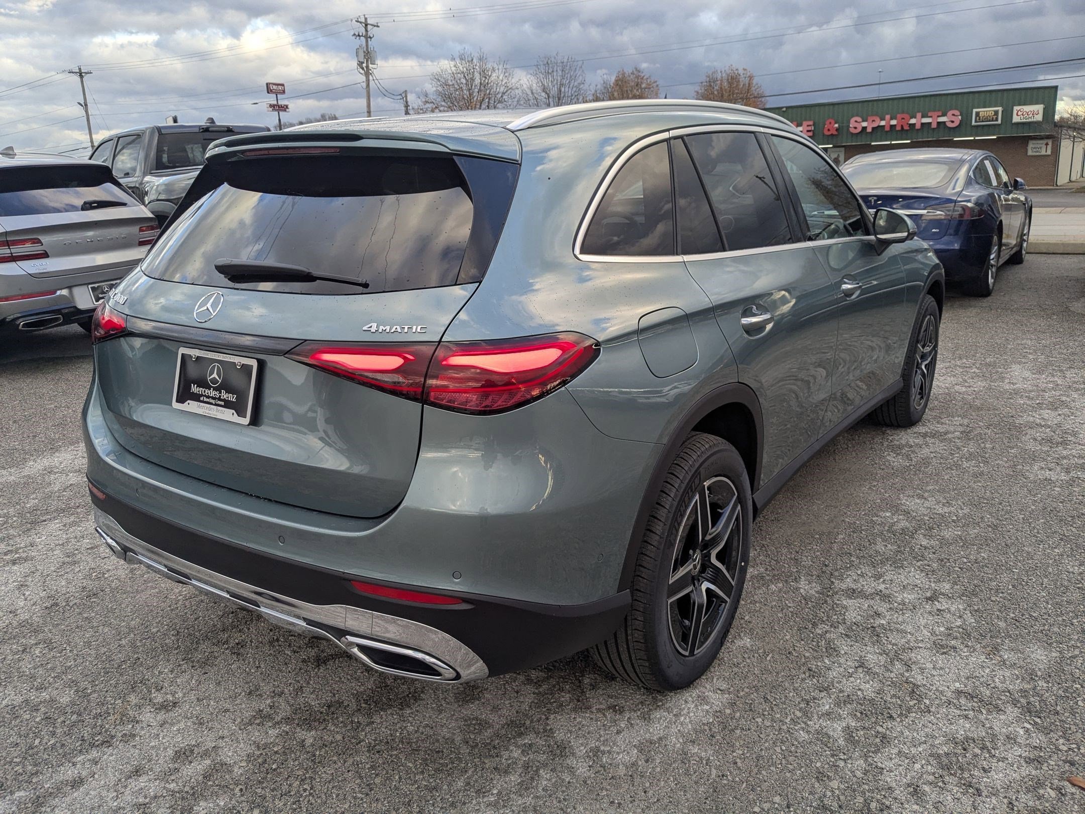 New 2026 Verde Silver Metallic Mercedes-Benz GLC 300 image 41