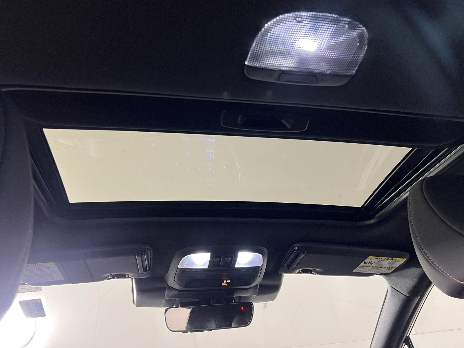 Used 2024 Sapphire Blue Pearl Subaru Wilderness image 3