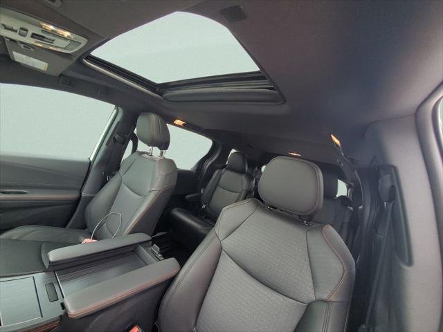 Certified Used 2023 ICE CAP Toyota  image 17