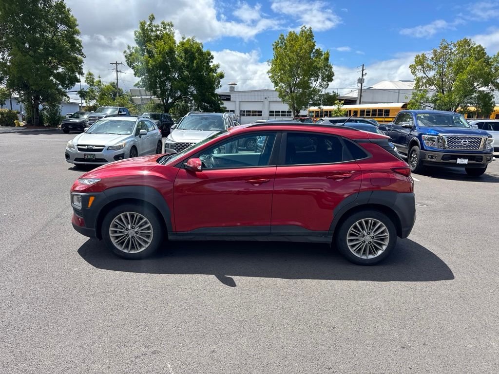 Used 2021 Red Hyundai SEL image 2