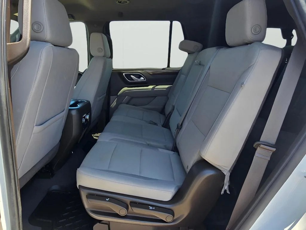 Used 2022 Summit White GMC SLE image 25