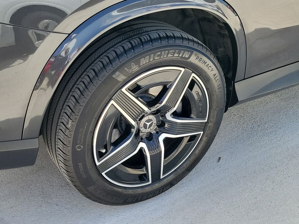Certified Used 2024 Gray Mercedes-Benz GLC 300 image 7