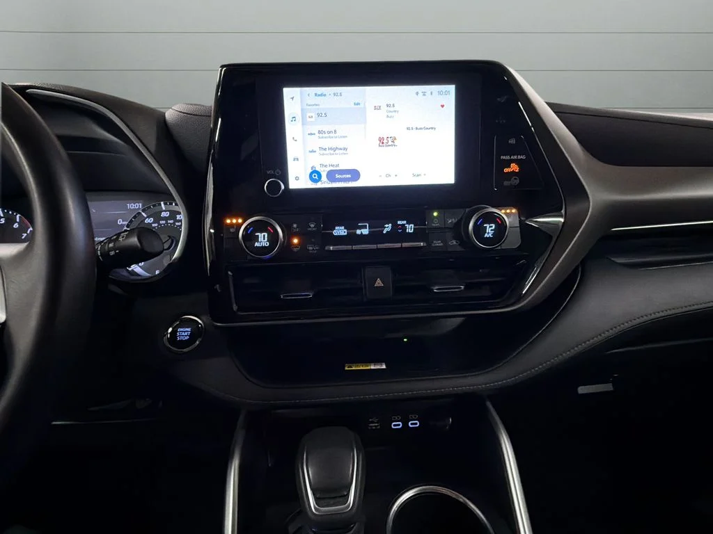 Used 2023 Gray Toyota XLE image 23