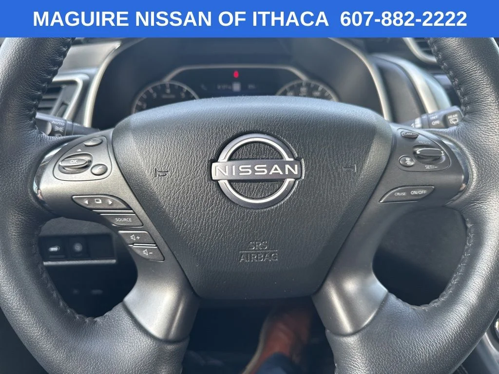 Used 2023 Silver Nissan SL image 13