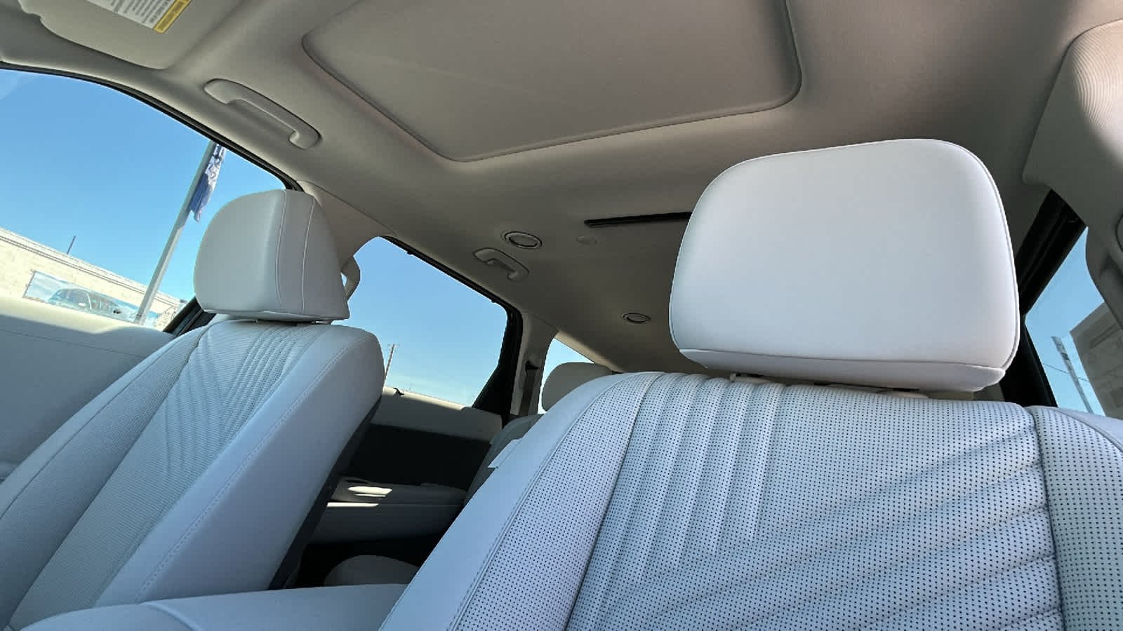 New 2026 Galaxy Maroon Pearl Hyundai Blue SEL Premium 7P image 11
